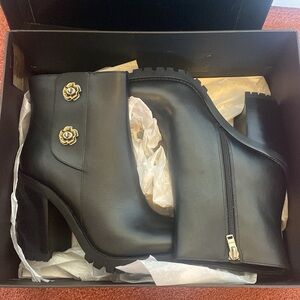 COACH Hana ankle boot - size 10 - never worn